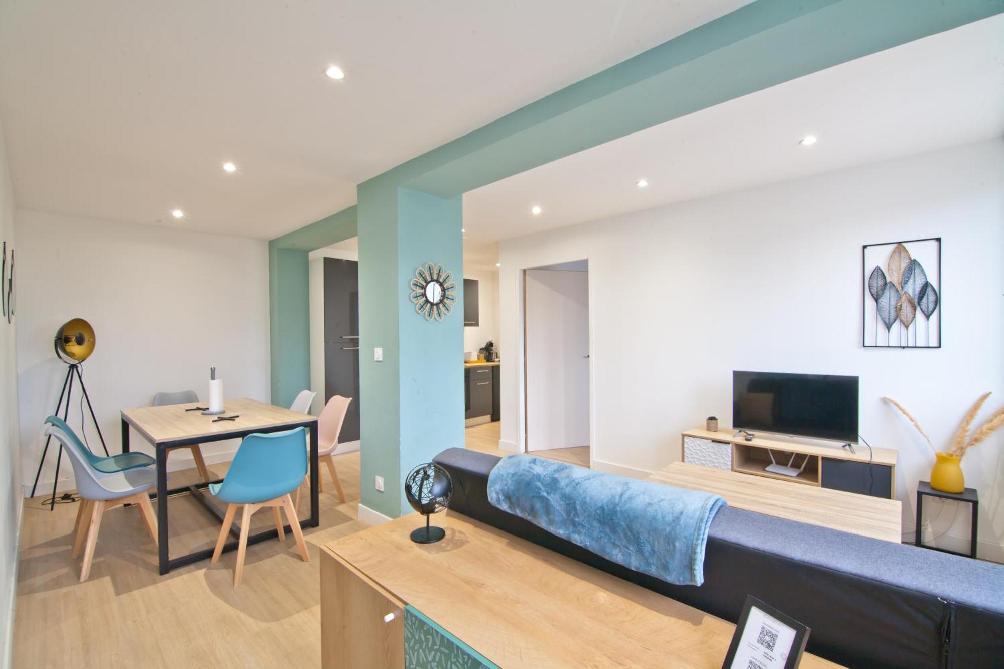 Appartement Familial, 2 Chambres, En Rdc Sur Cour Saint-Florentin  Eksteriør billede